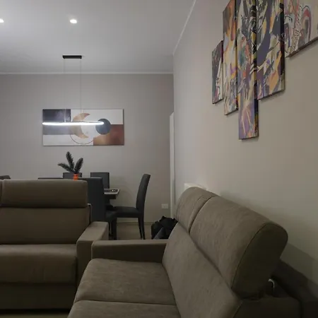 A Casa Di Alessia - Vomero Alto Napoli