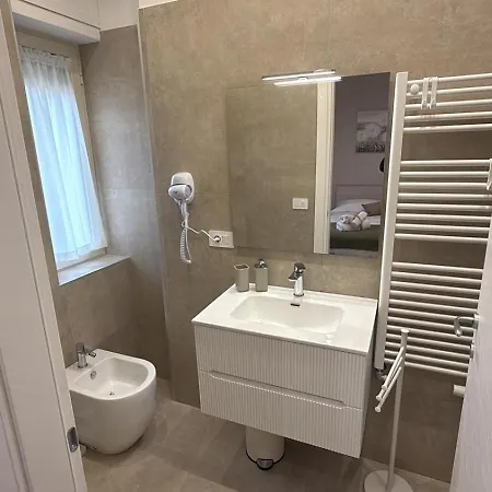 Bed & Breakfast A Casa Di Alessia - Vomero Alto